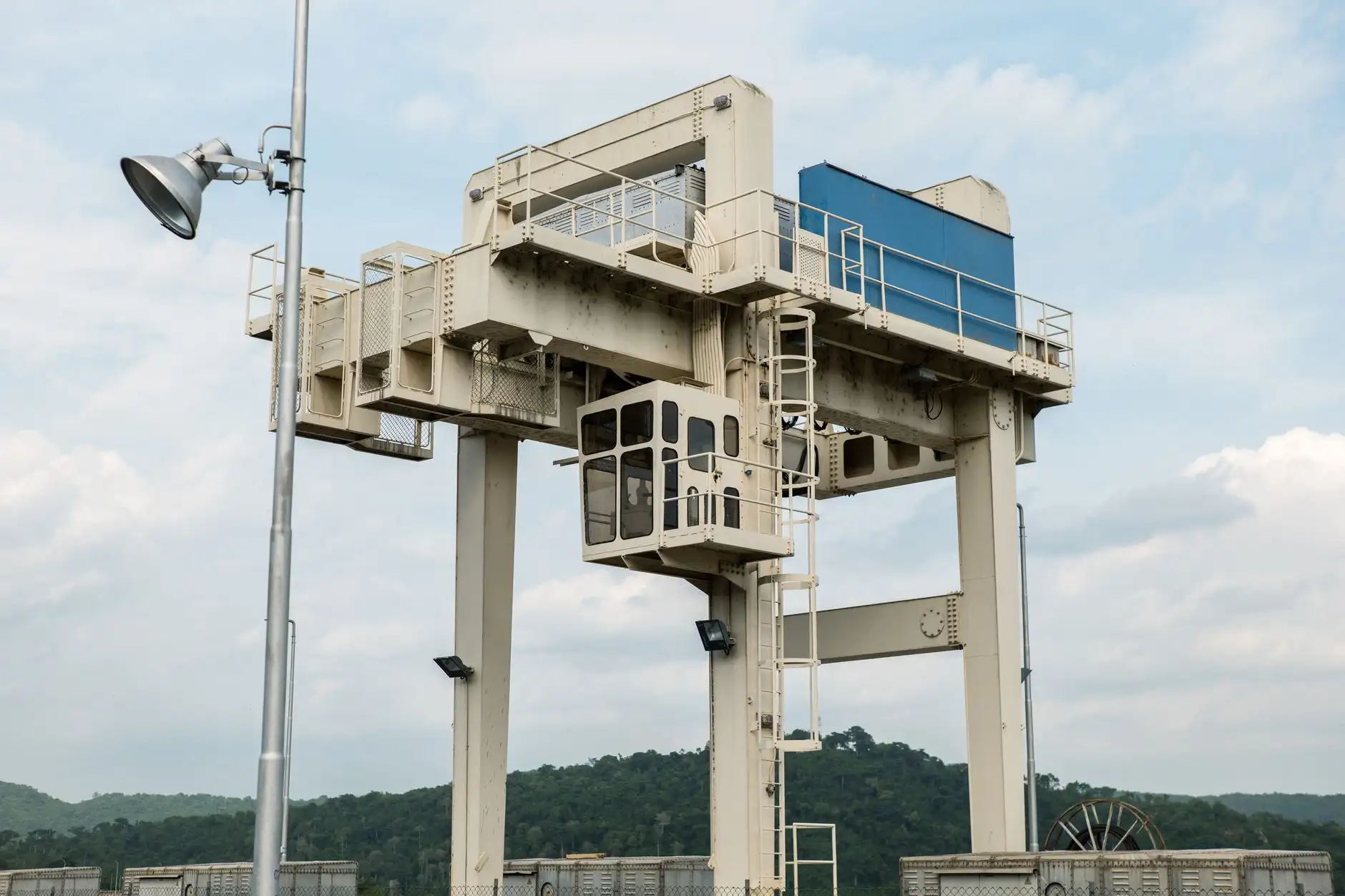 山西建筑用砂石料供应观察：机制砂与天然砂在混凝土应用中的差异分析