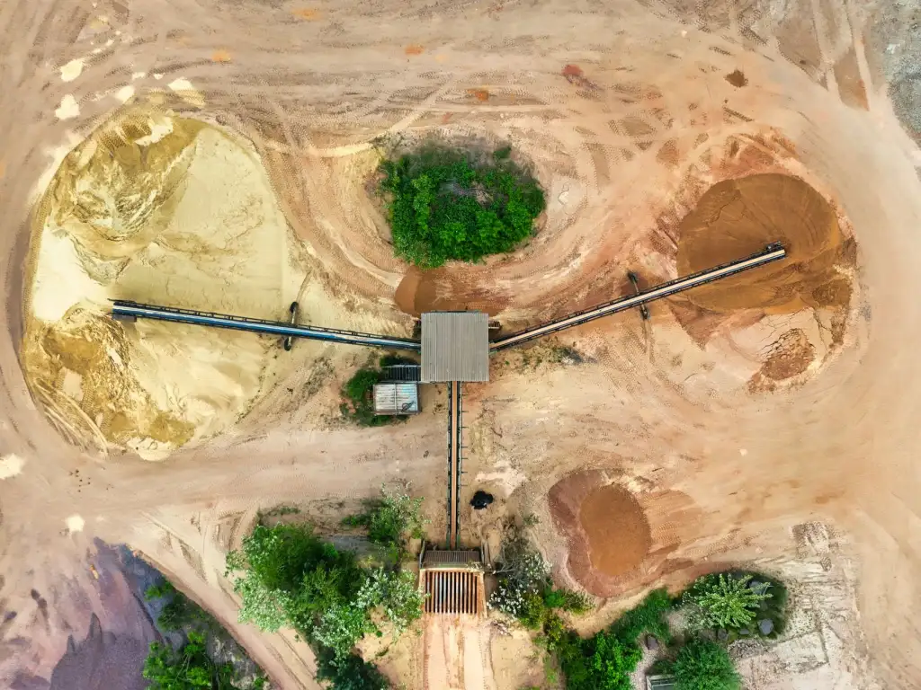 建筑工地砂石料供货方案：石子与石粉的级配优化建议