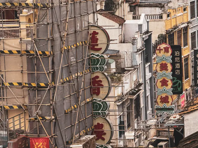 混凝土搅拌站砂石料采购指南：石子与石粉配比方案